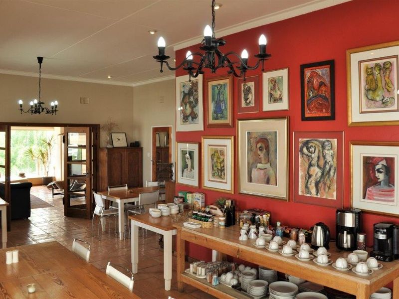 FOR SALE - MODERN GUESTHOUSE IN WINDHOEK, NAMIBIA - Photo 5