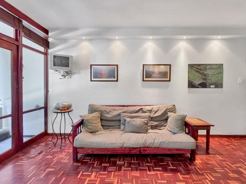 Charming Studio Apartment in St Martini Gardens - Photo 7