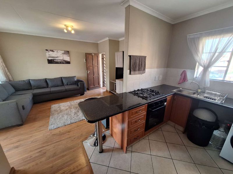 Charming starter apartment - Photo 5