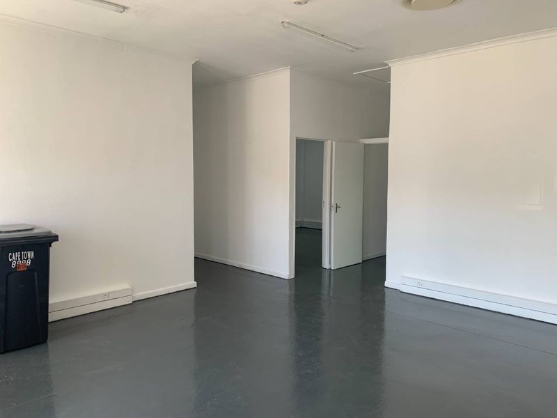 Prime Location: Office or Industrial Space for Lease - Photo 3