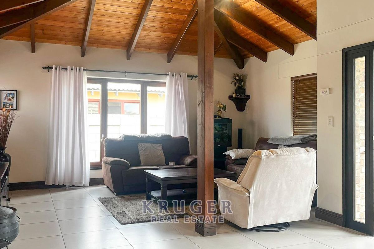 HOUSE FOR SALE IN EXT 9, OCEAN VIEW - Photo 2