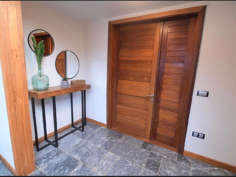 Elegant Furnished Villa for Rental - Photo 4