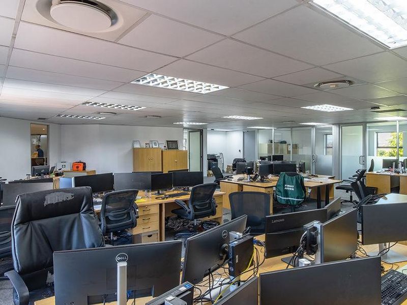 Premium, Future-Ready Office Space Designed to Elevate Your Business in Century City - Photo 6