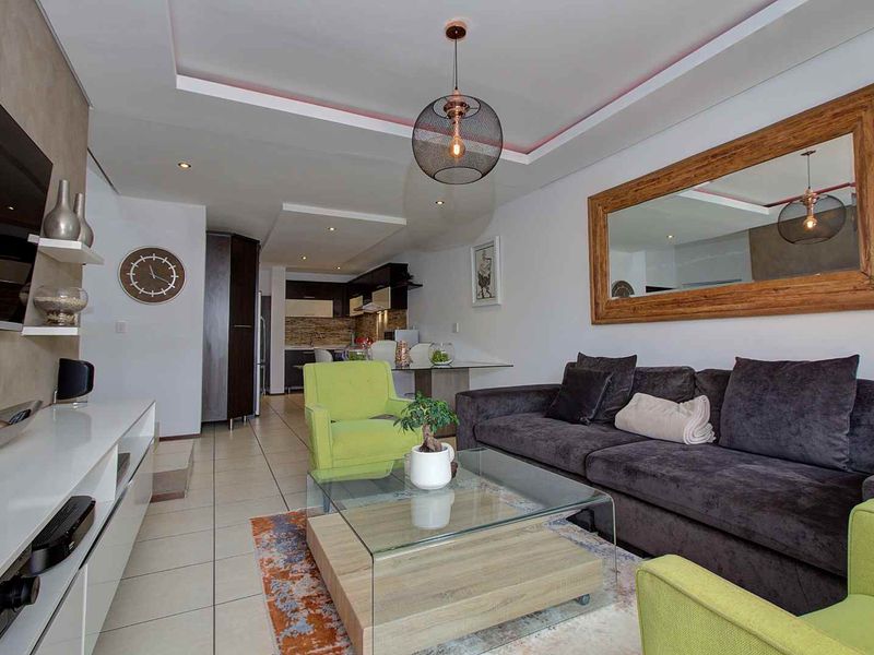 Unwind in Luxury: Modern Home with Private Patio & Garden! - Photo 7