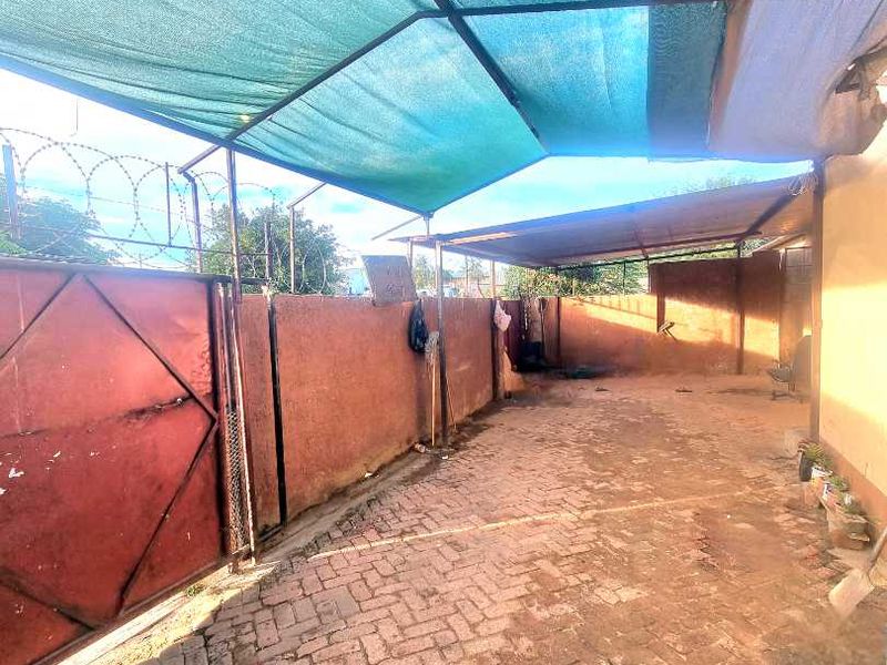 HOUSE FOR SALE IN KATUTURA CENTRAL - Photo 3