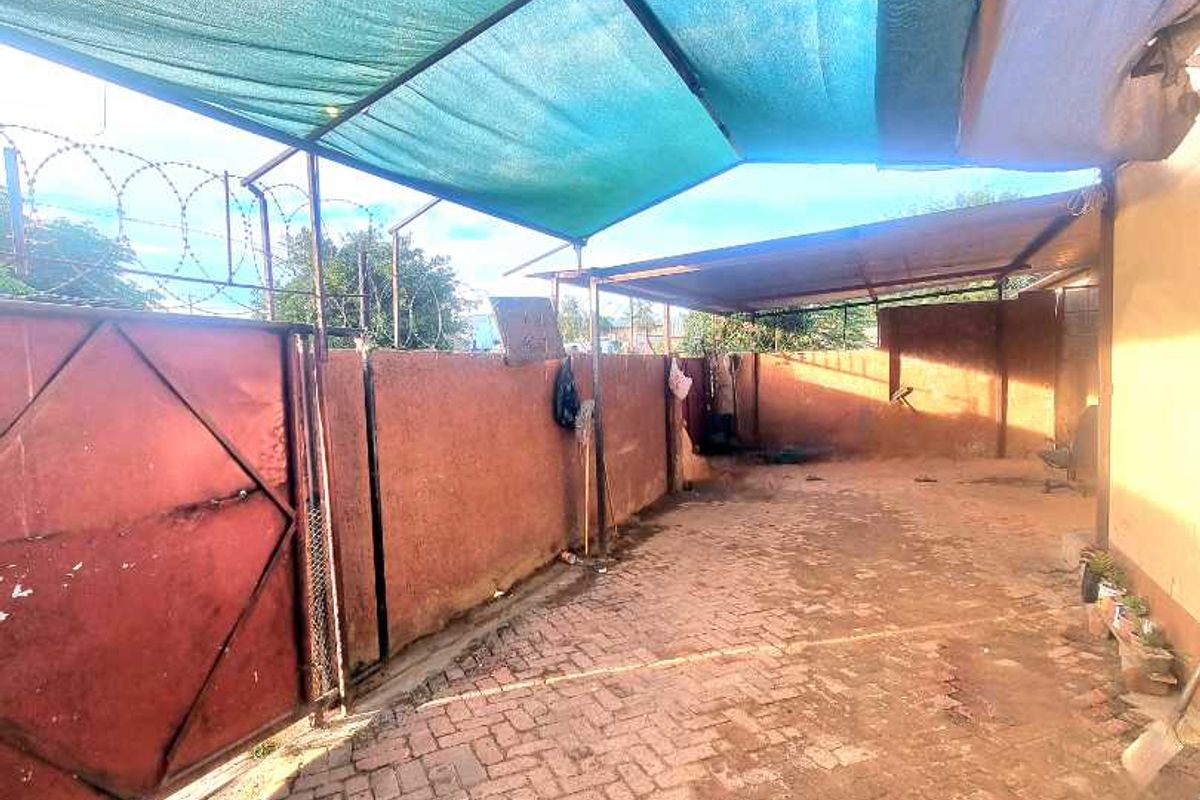 HOUSE FOR SALE IN KATUTURA CENTRAL - Photo 3