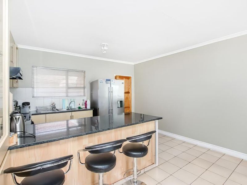 Lovely 3 bedroom 2 bathroom unit for sale in Florida - Photo 5