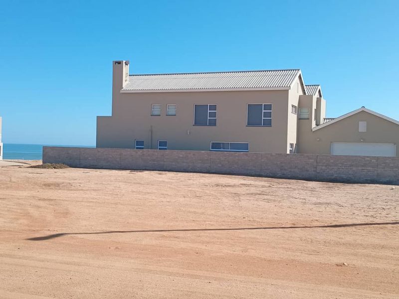 BEAUTIFUL, MODERN AND SPACIOUS HOUSE FOR SALE IN HENTIES BAY - Photo 6