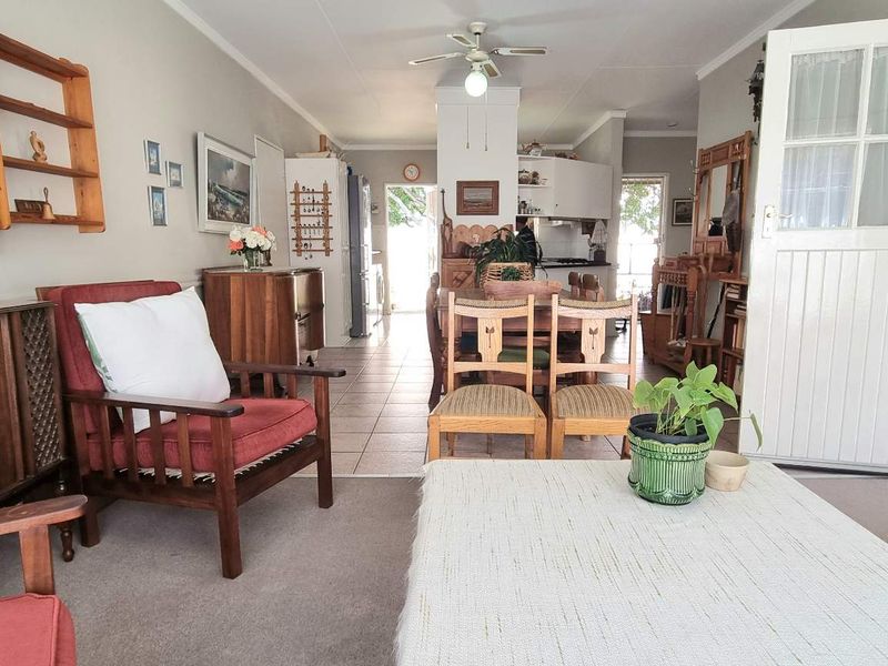 A HIDDEN GEM - Photo 7