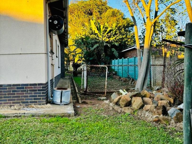 3 bedroom house for sale in Vryheid - Photo 3
