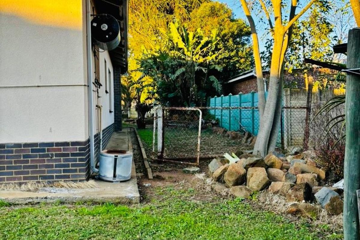 3 bedroom house for sale in Vryheid - Photo 3