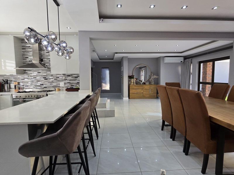 4 Bedroom House in Meyersdal - Photo 2