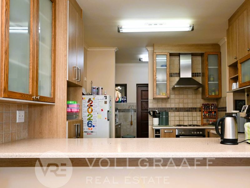 WELL-KEPT FAMILY HOME FOR SALE – SWAKOPMUND EXTENSION 9 - Photo 3