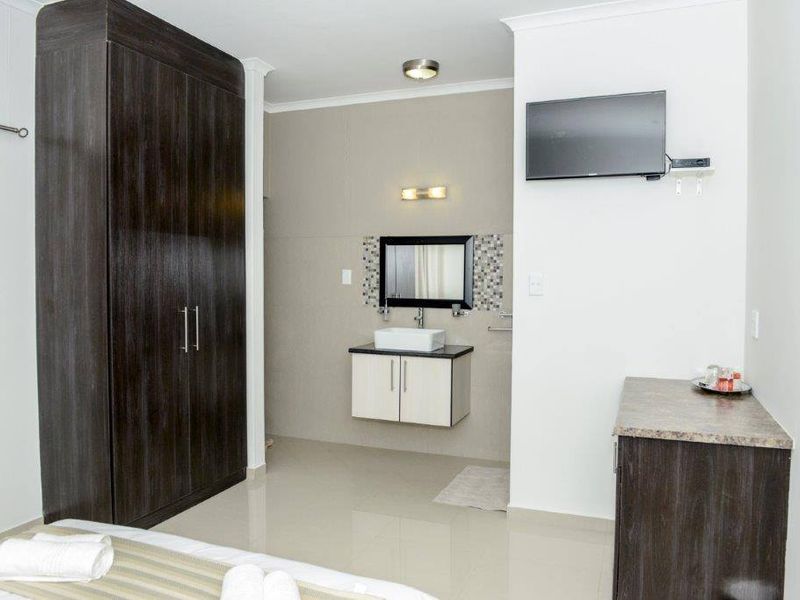 For Sale  Hochlandpark - Neat Guesthouse - Photo 9