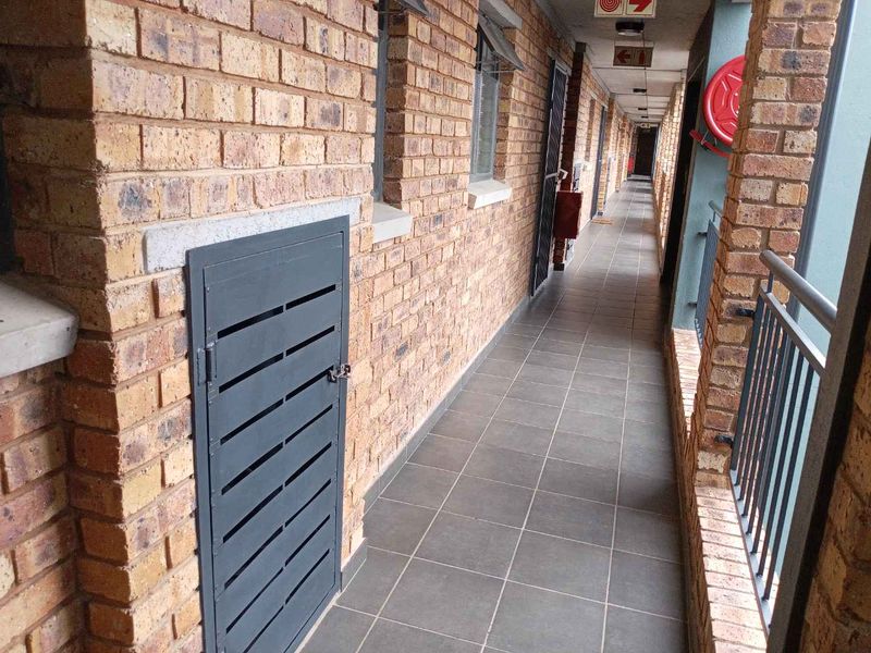 A beautiful 2 bedroom apartment - Photo 9