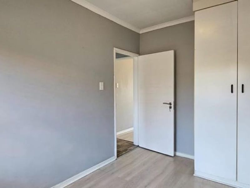 2 Bedroom Townhouse For Sale In New Redruth - Photo 5