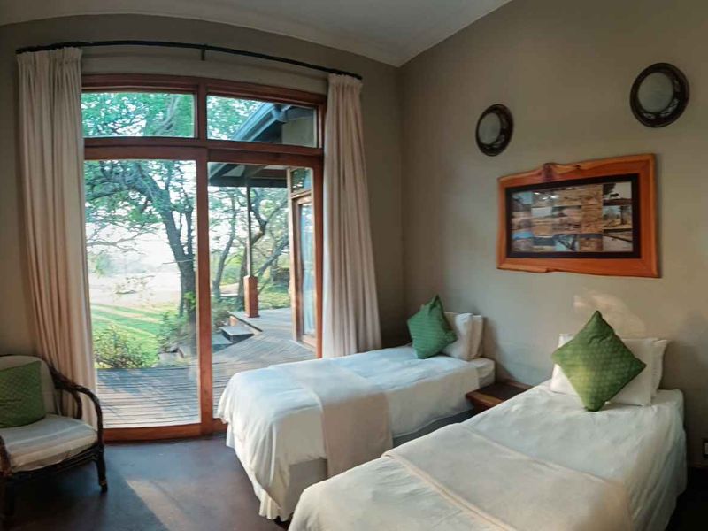 An Extraordinary 20-Hectare Private Bush Estate | 6 Bedrooms | Two Luxury Homes | Kuleni Game Reserve - Photo 8