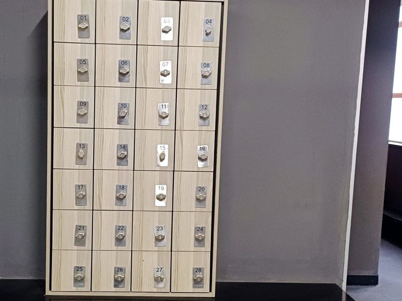 Versatile Office with Unmatched Convenience - Photo 7