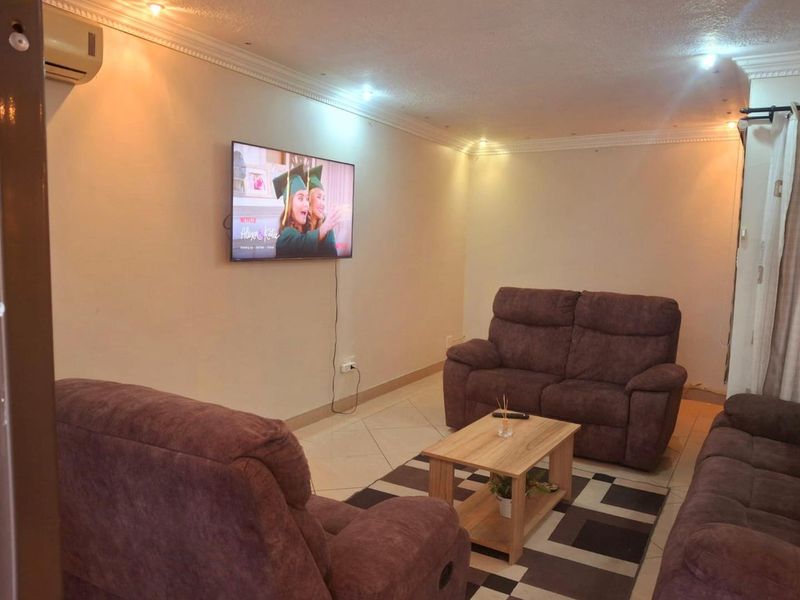 Urgent Sale - Stunning 3 Bedroom Family Home in Woodview, Phoenix - Photo 5