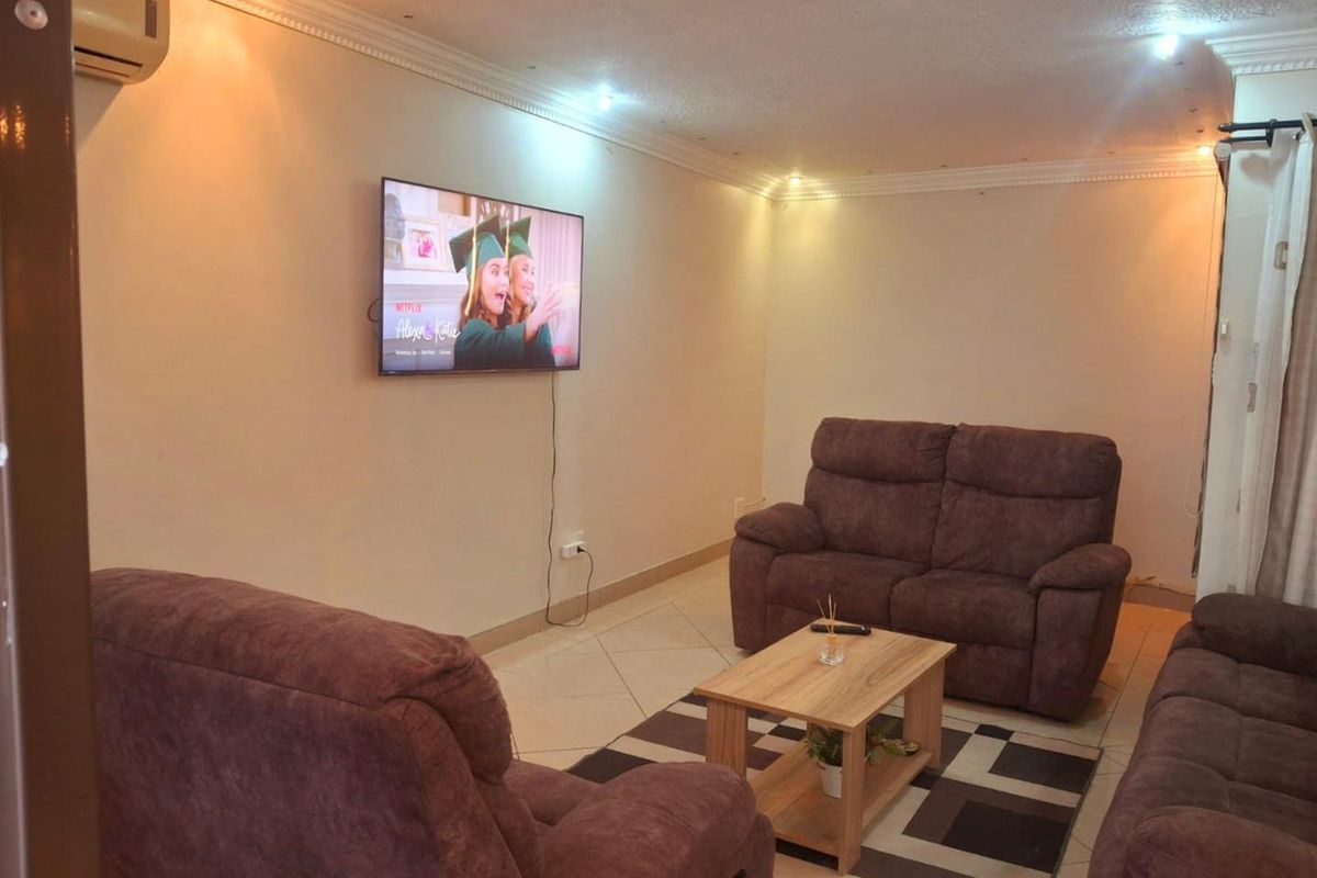 Urgent Sale - Stunning 3 Bedroom Family Home in Woodview, Phoenix - Photo 5