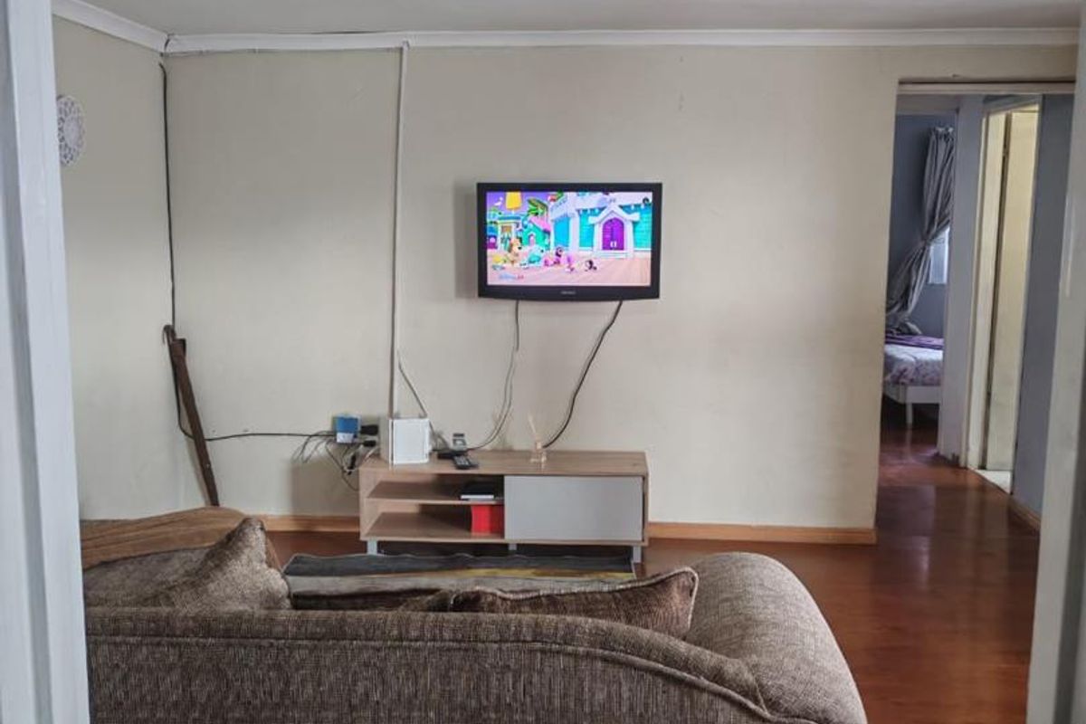 2-Bedroom House for Sale in Khayelitsha Section C - Photo 2