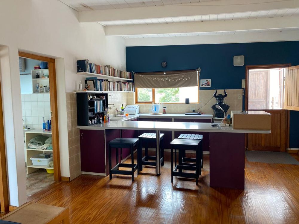 Flat one with a lounge, balcony, kitchen, bedroom and bathroom
