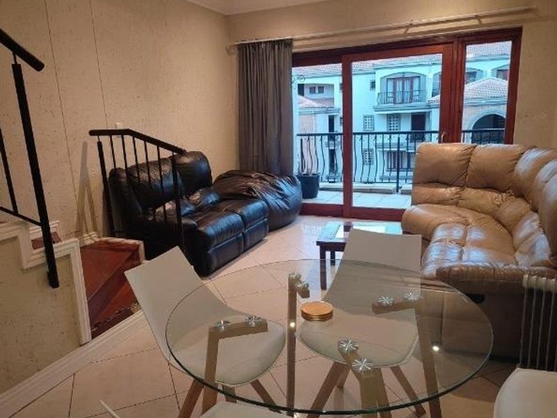 Top floor Duplex apartment - Photo 2