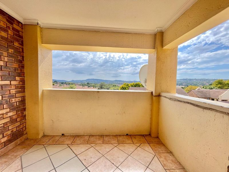 Live with a view! - Photo 10