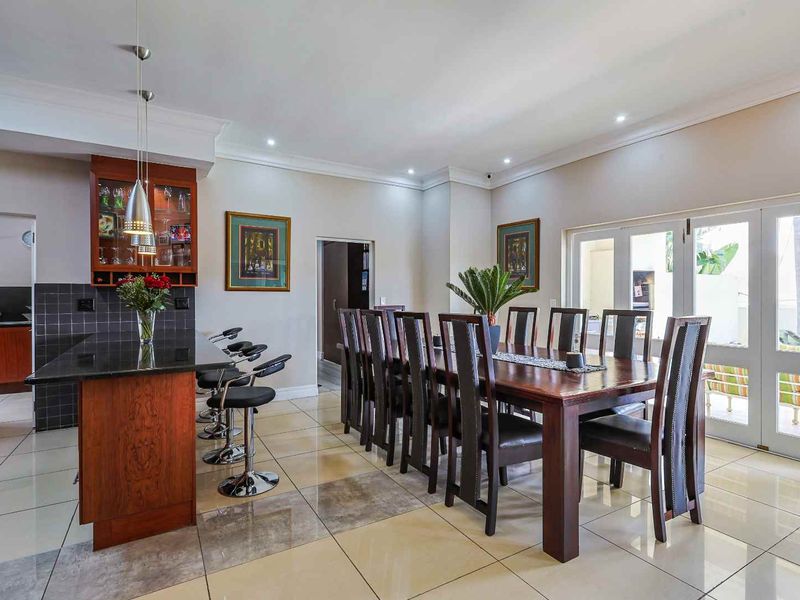 Private Family Home with Beautiful Views in Erasmusrand - Photo 5