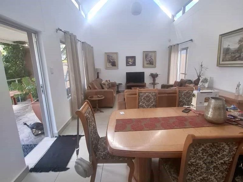 Home for a garden lover - Photo 2