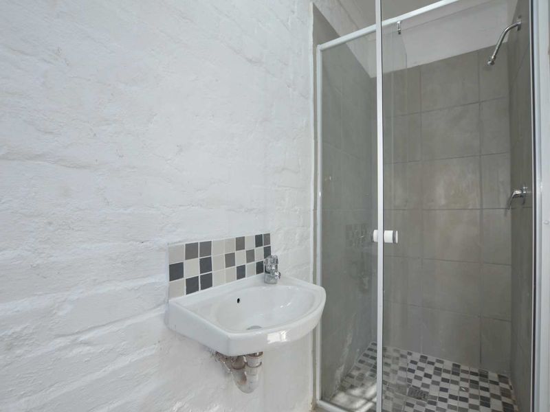 One Bedroom Garden Cottage To Let - Photo 10