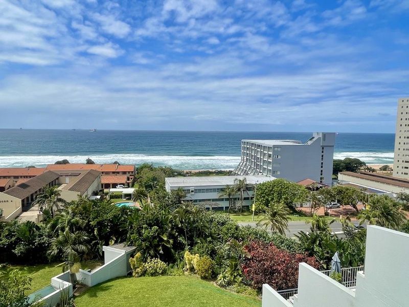 Hendra - Luxury Penthouse with Stunning Ocean Views in Prime Location - Photo 2