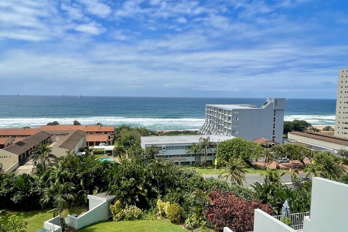 Hendra - Luxury Penthouse with Stunning Ocean Views in Prime Location - Photo 2