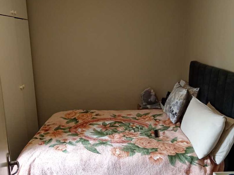 Renovator’s Dream in the Heart of Cape Town! - Photo 8