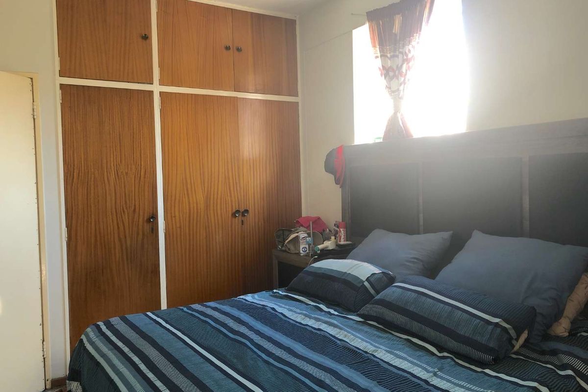 Spacious apartment for sale in Sunnyside - Photo 5