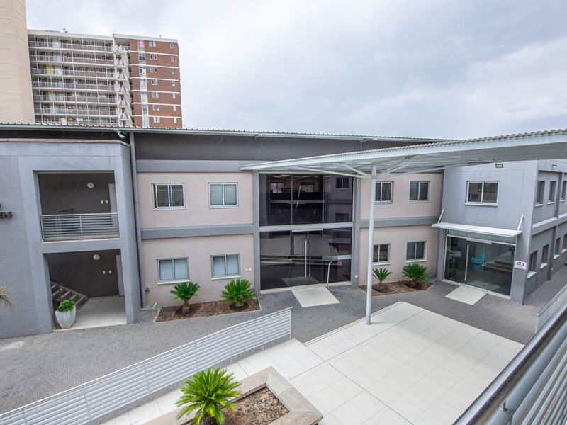 FOR SALE - Office space in CBD for Investors! - Photo 3