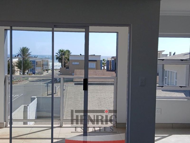 Modern Lifestyle & Perfect Location – NEAR THE OCEAN - Photo 7