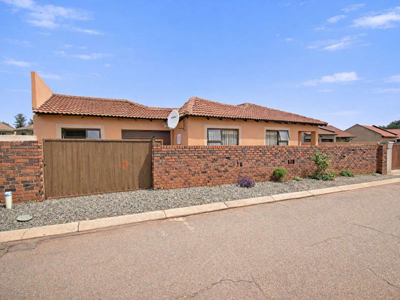 Welcome to your new home! - Photo 3