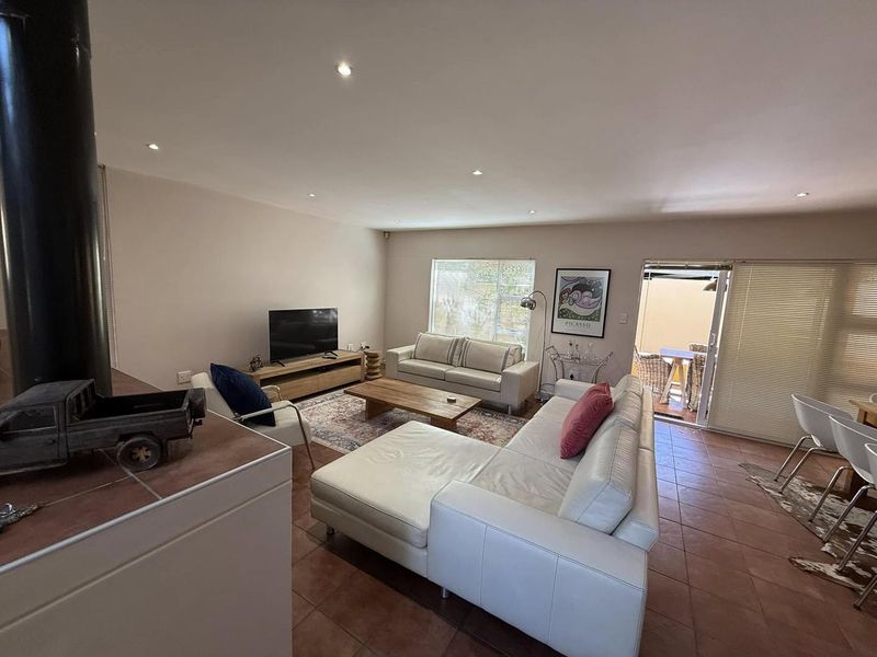 3 Bedroom Townhouse FOR SALE in Eros - Photo 10