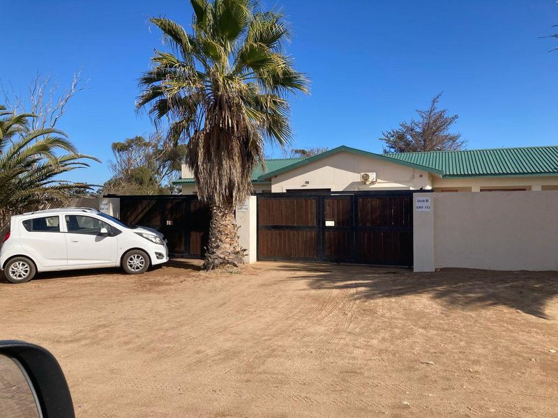 Dual Townhouse Opportunity on a Single Erf, Space, Comfort & Potential! - Photo 5