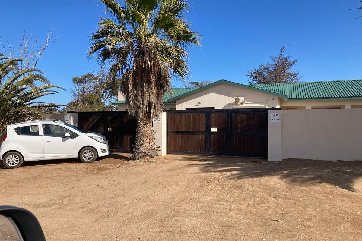 Dual Townhouse Opportunity on a Single Erf, Space, Comfort & Potential! - Photo 5