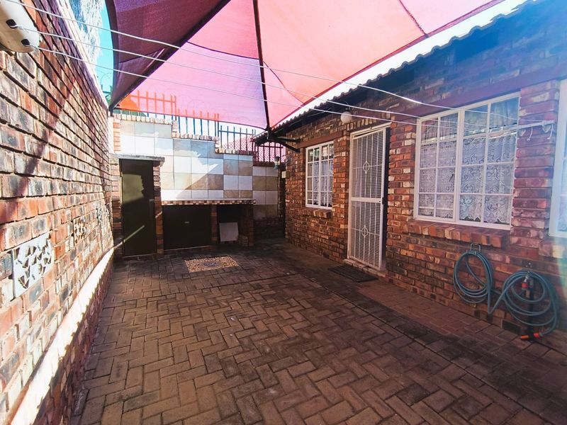 The Perfect Start or Smart Downsize - Photo 10