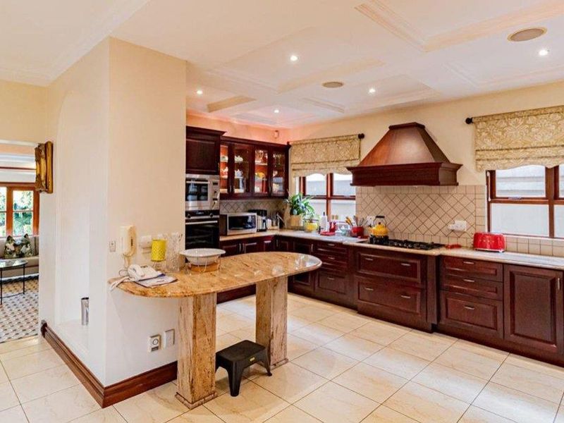 Bryanston Living, Perfected - A Villa Designed for the Life You’ve Earned - Photo 6