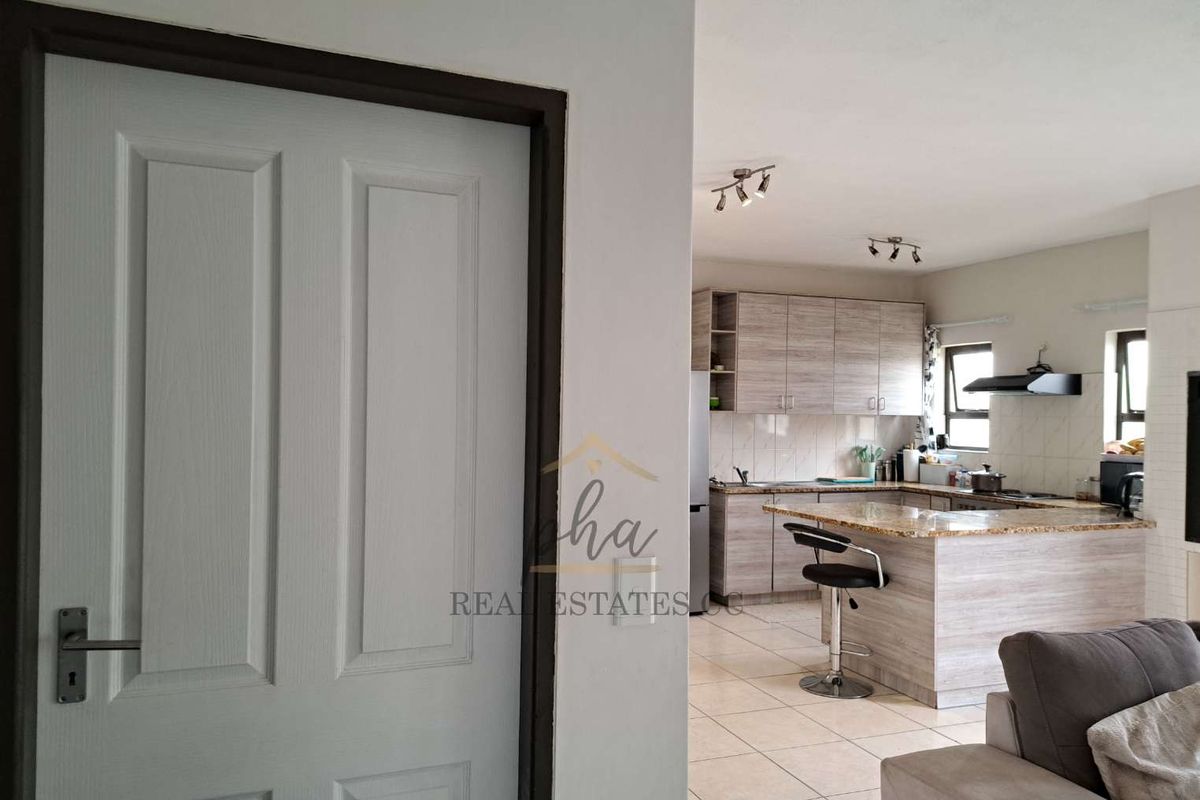 Duplex 3 Bedr Townhouse for sale in Walvis Bay - Photo 3