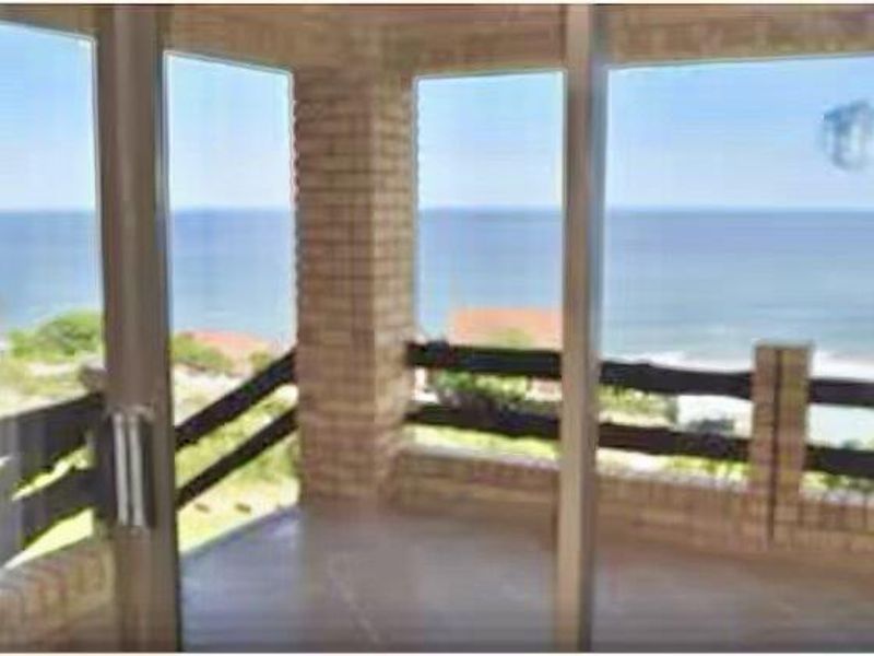 Costal living 2 Bedroom - Photo 3