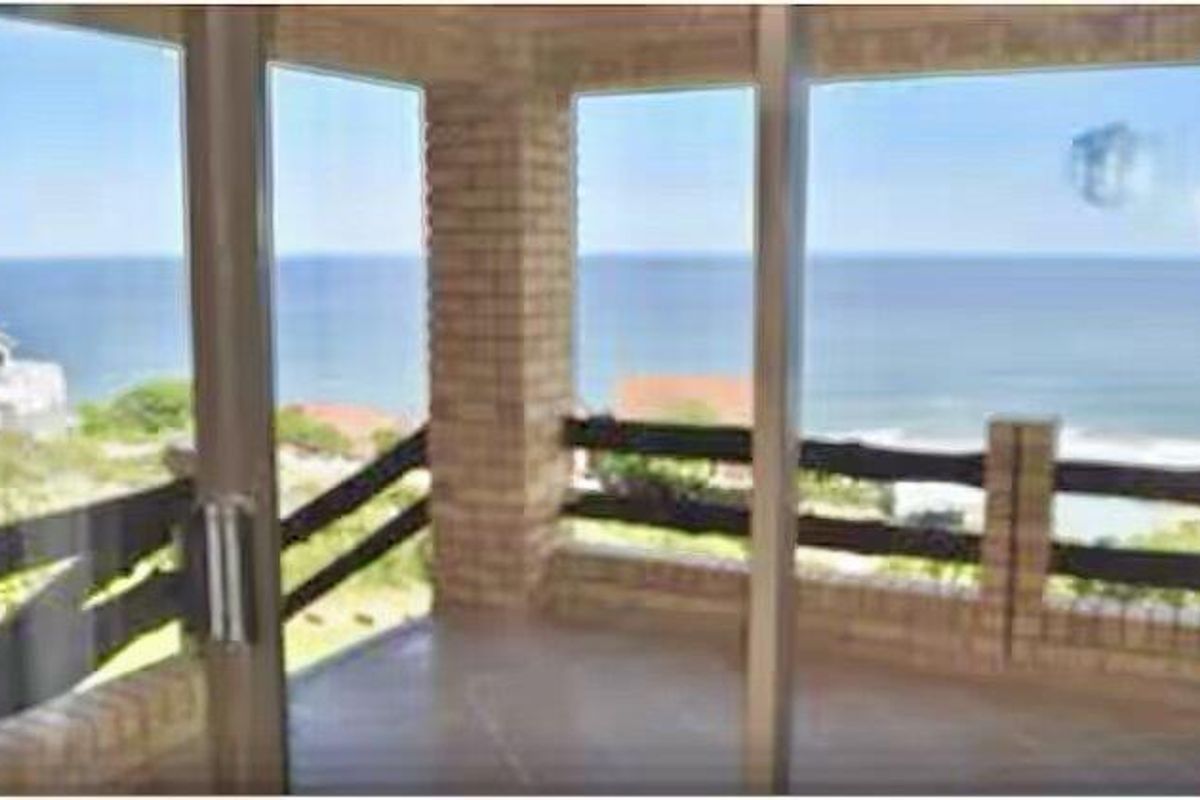 Costal living 2 Bedroom - Photo 3