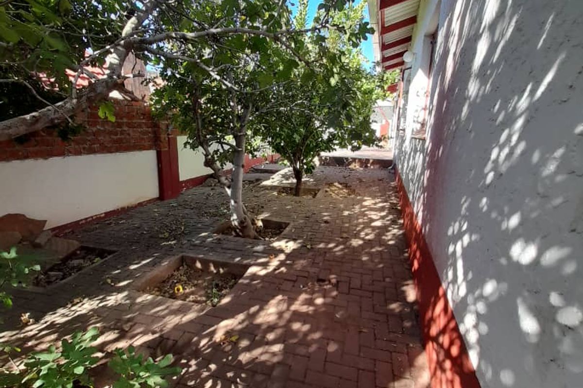 HOUSE FOR SALE KHOMASDAL - Photo 4