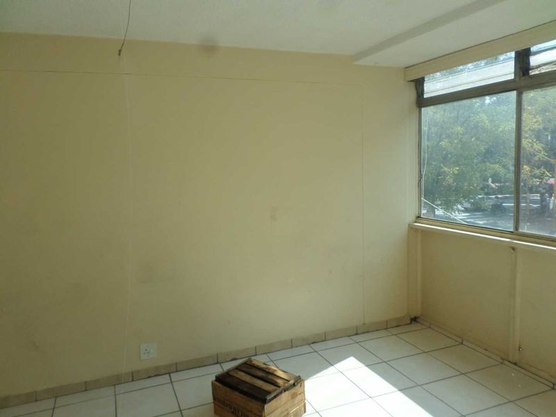 A BACHELOR FLAT TO RENT IN PRETORIA CENTRAL - Photo 7