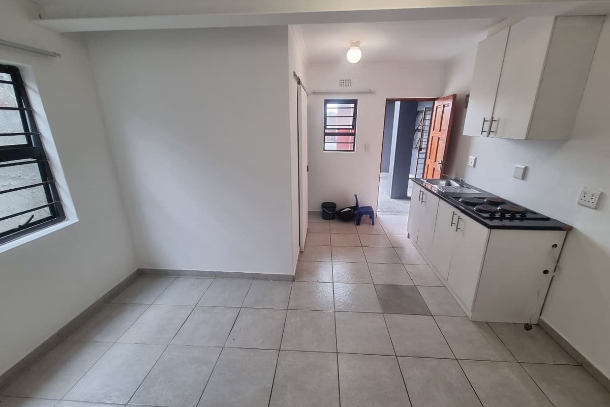 Bachelor Apartment for Rent in Malibu Village, Blue Downs - Photo 4