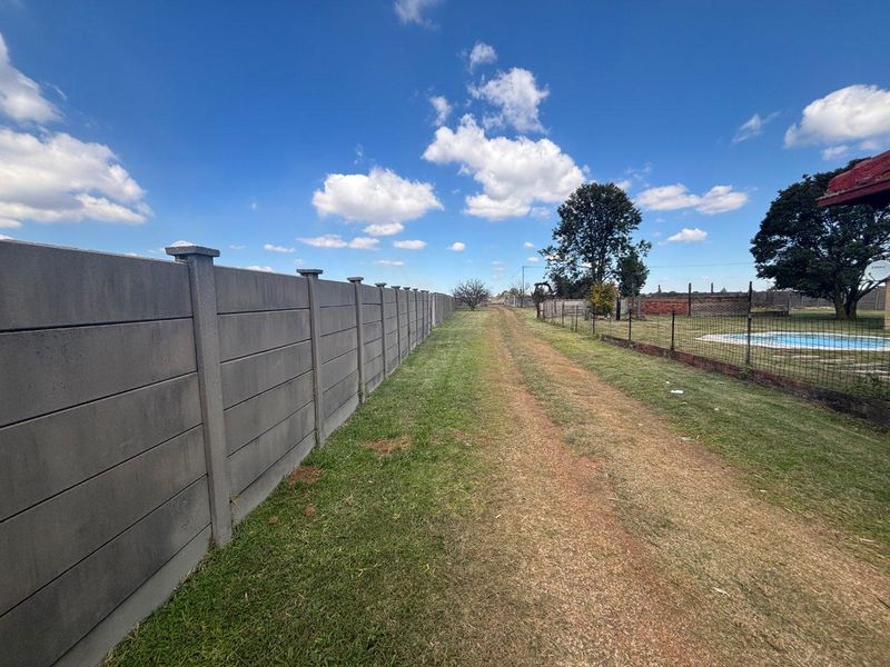 Lifestyle Farm Offering Space, Comfort, and Excellent Investment Value - Photo 7